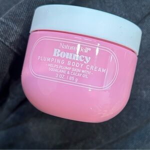 Nature well Bouncy Plumping Body Cream Pink new 3 oz jar